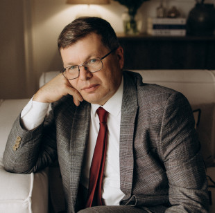 Игорь Суворов