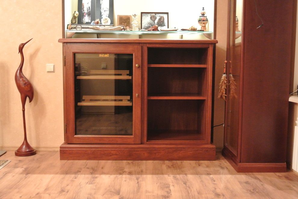 Oak Wine Cabinet. EuroCave S-Pure-S Inside.