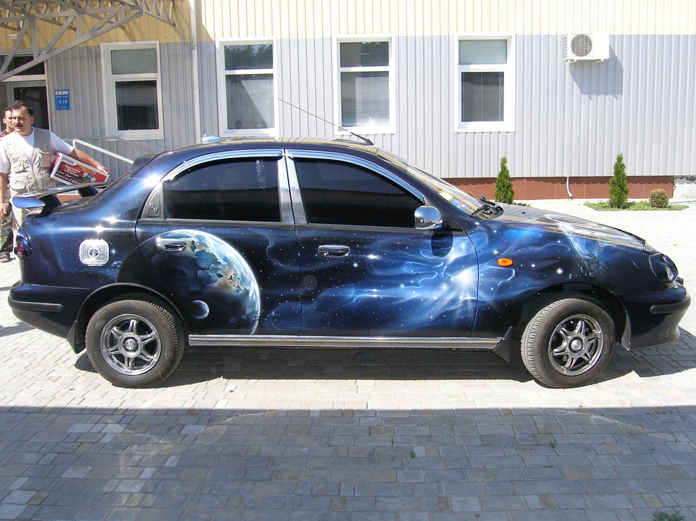 Аэрография на авто.