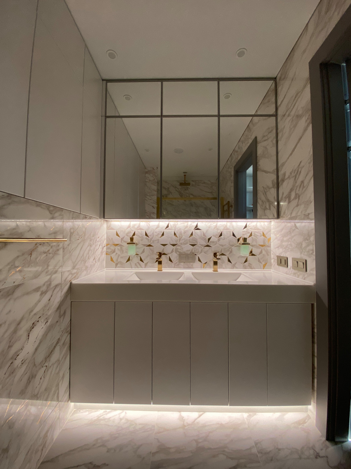 SOARING HOUSE Проект двухкомнатной квартиры