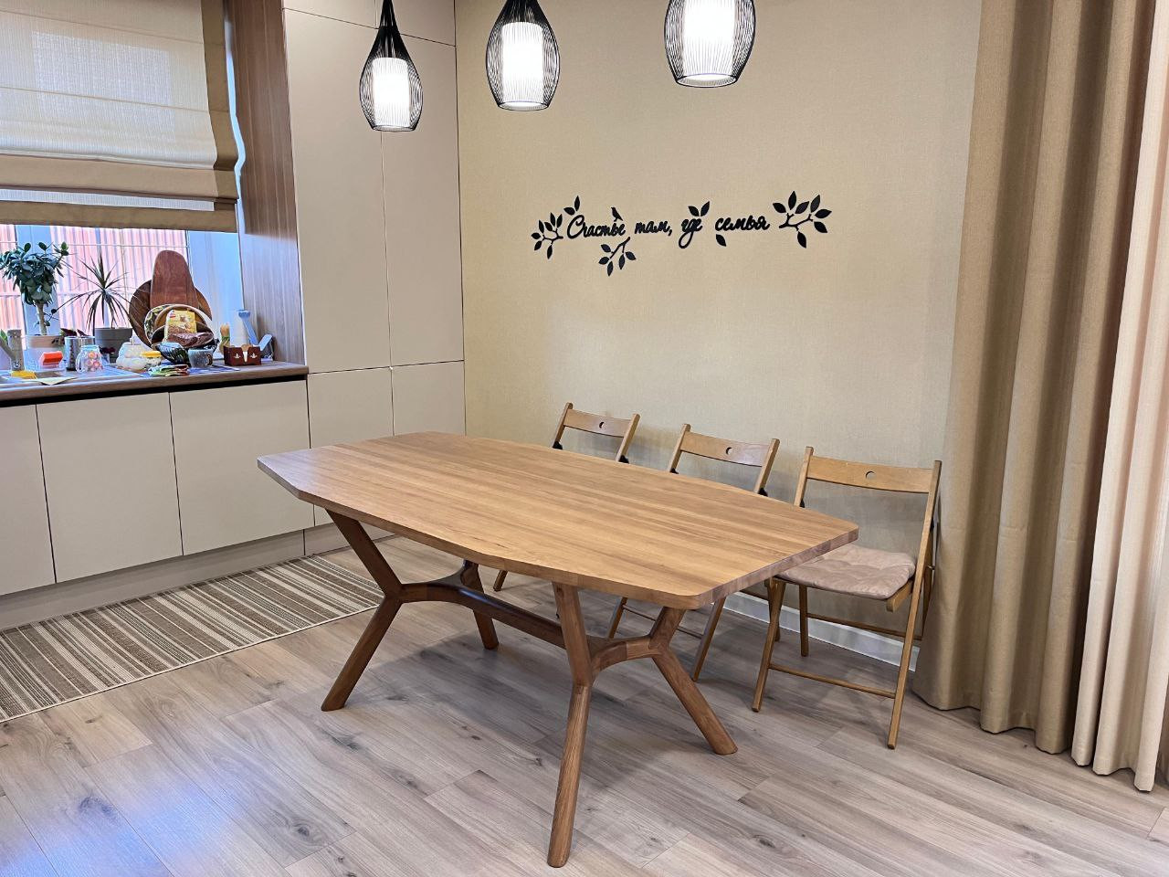 Стол из массива дуба