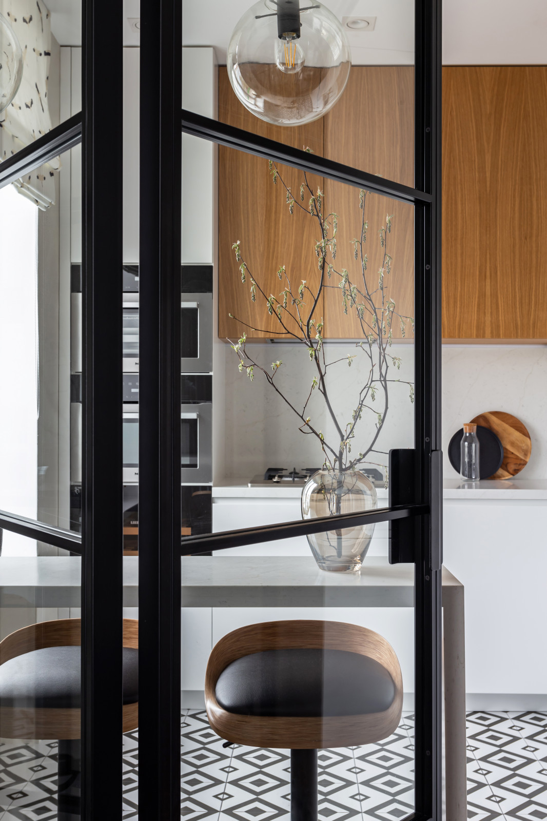 LightТверская