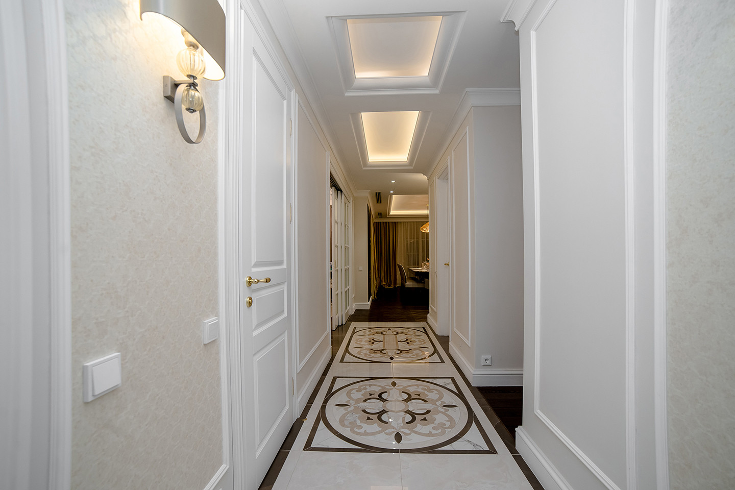 Ремонт пятикомнатной квартиры 210 кв.м в стиле неоклассика