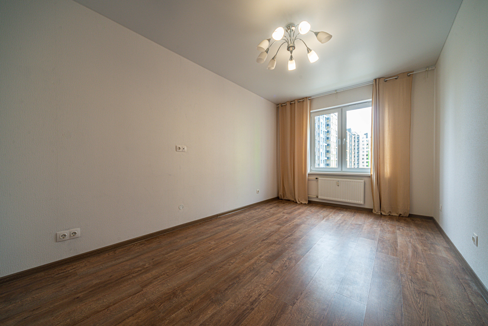 Шоу-рум в Янино. (3 готовых варианта отделок)