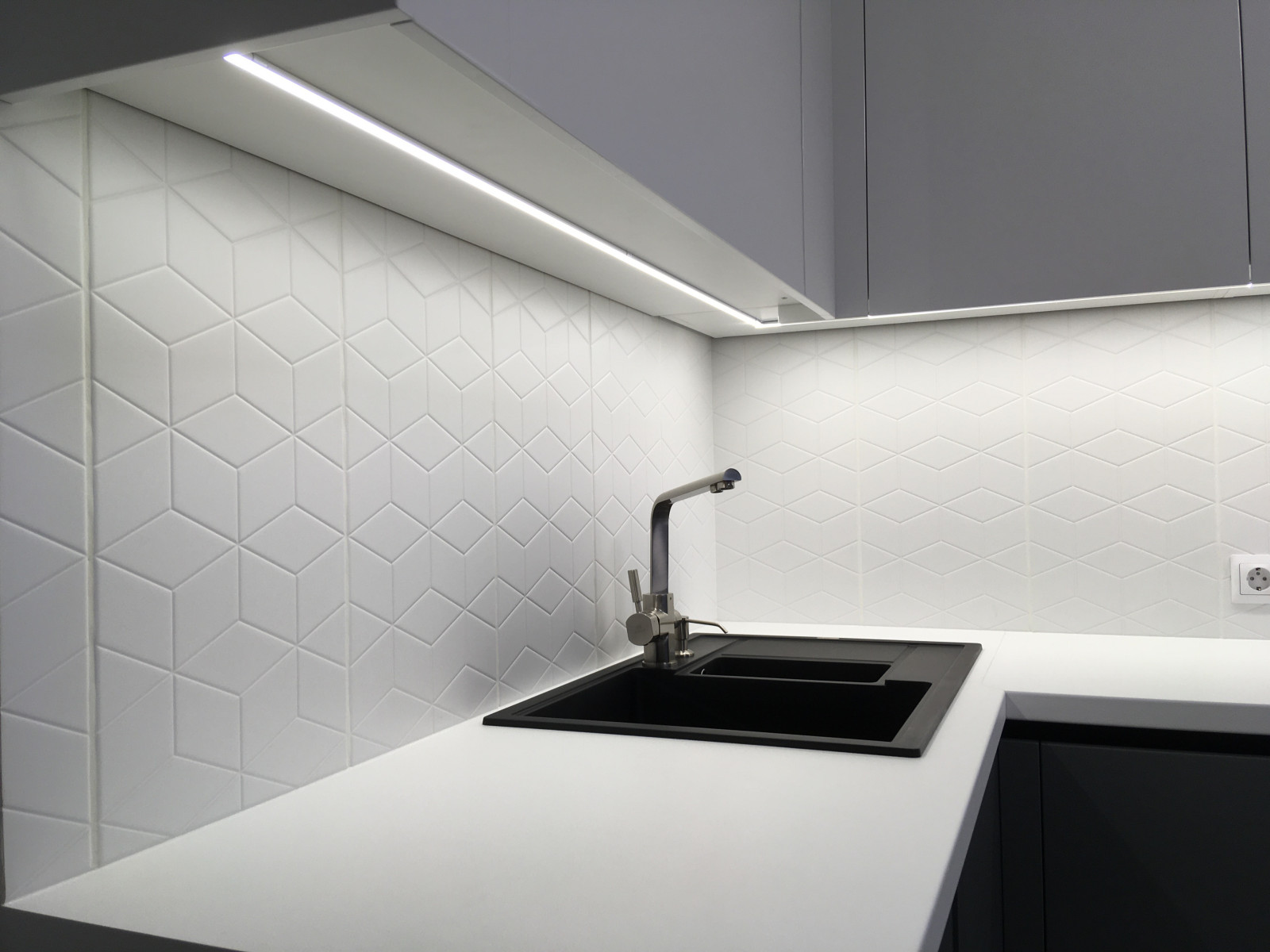 Кухня в современном стиле 3