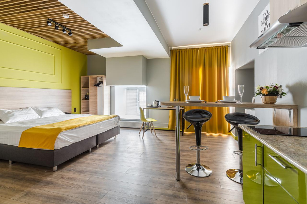 Отель "Демут"