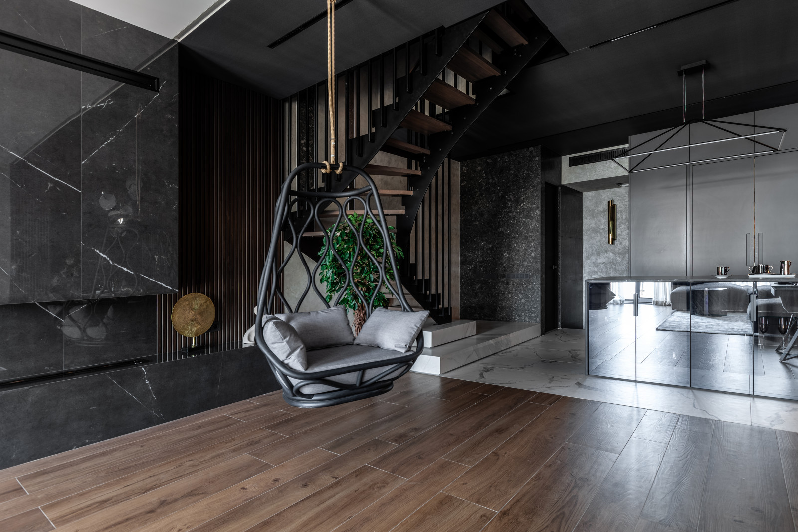 На берегу большой реки