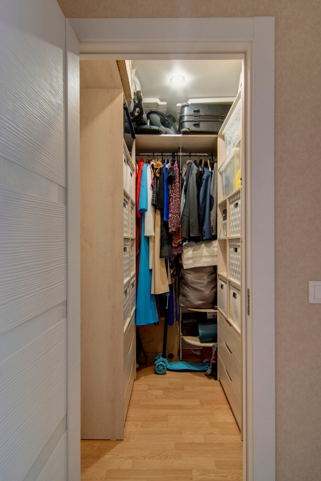 Островского 7