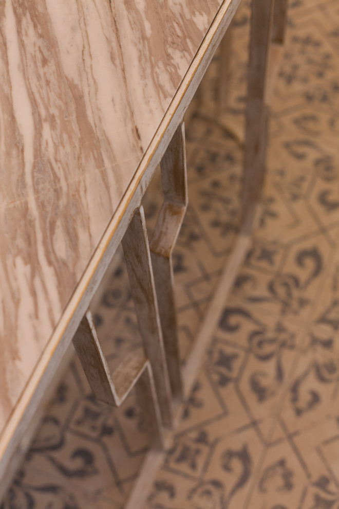 Неокласика с элементами востока. 100м2