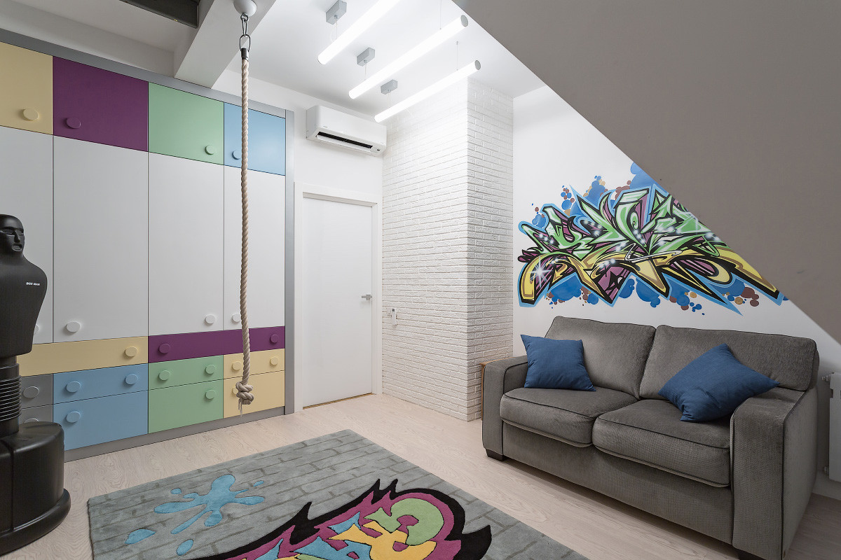 Замечательная двухуровневая квартира с фантастическим детским этажом