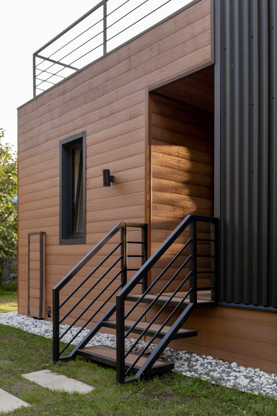 КОМПАКТНЫЙ ДОМ