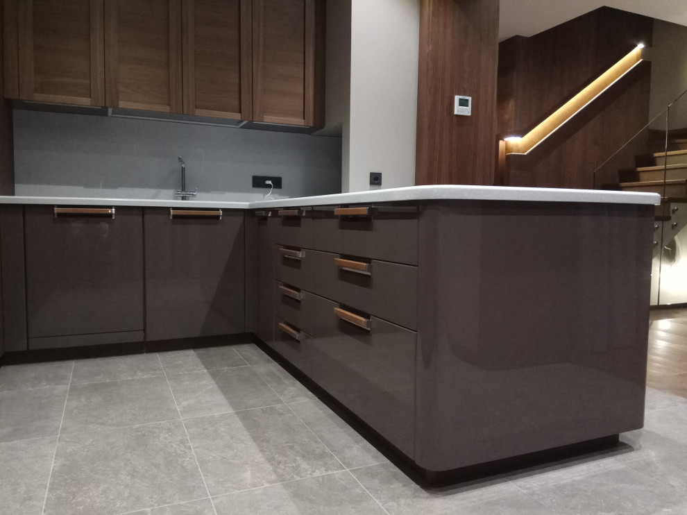 Три таунхауса в г. Сочи