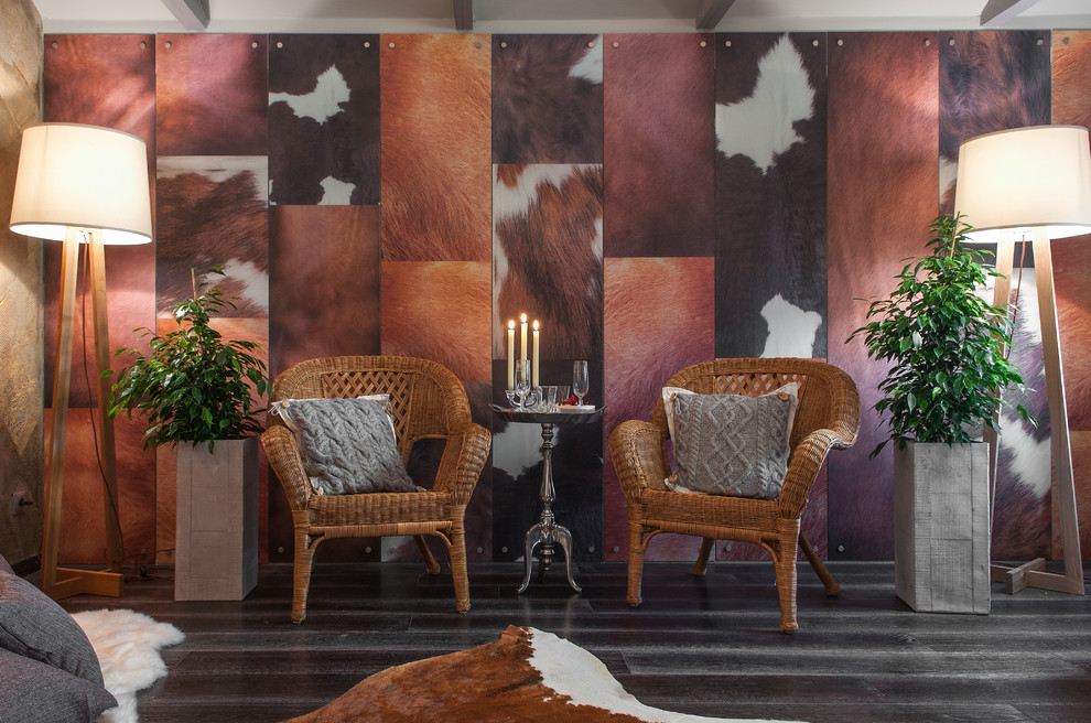 Яркие стены