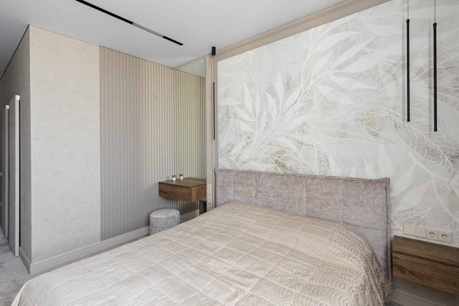 Элегантная неоклассика в бежево-серых тонах