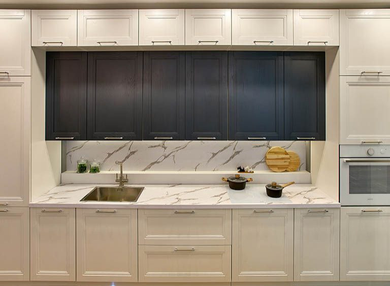 Кухня "ТЭСС"- превосходство из массива ясеня