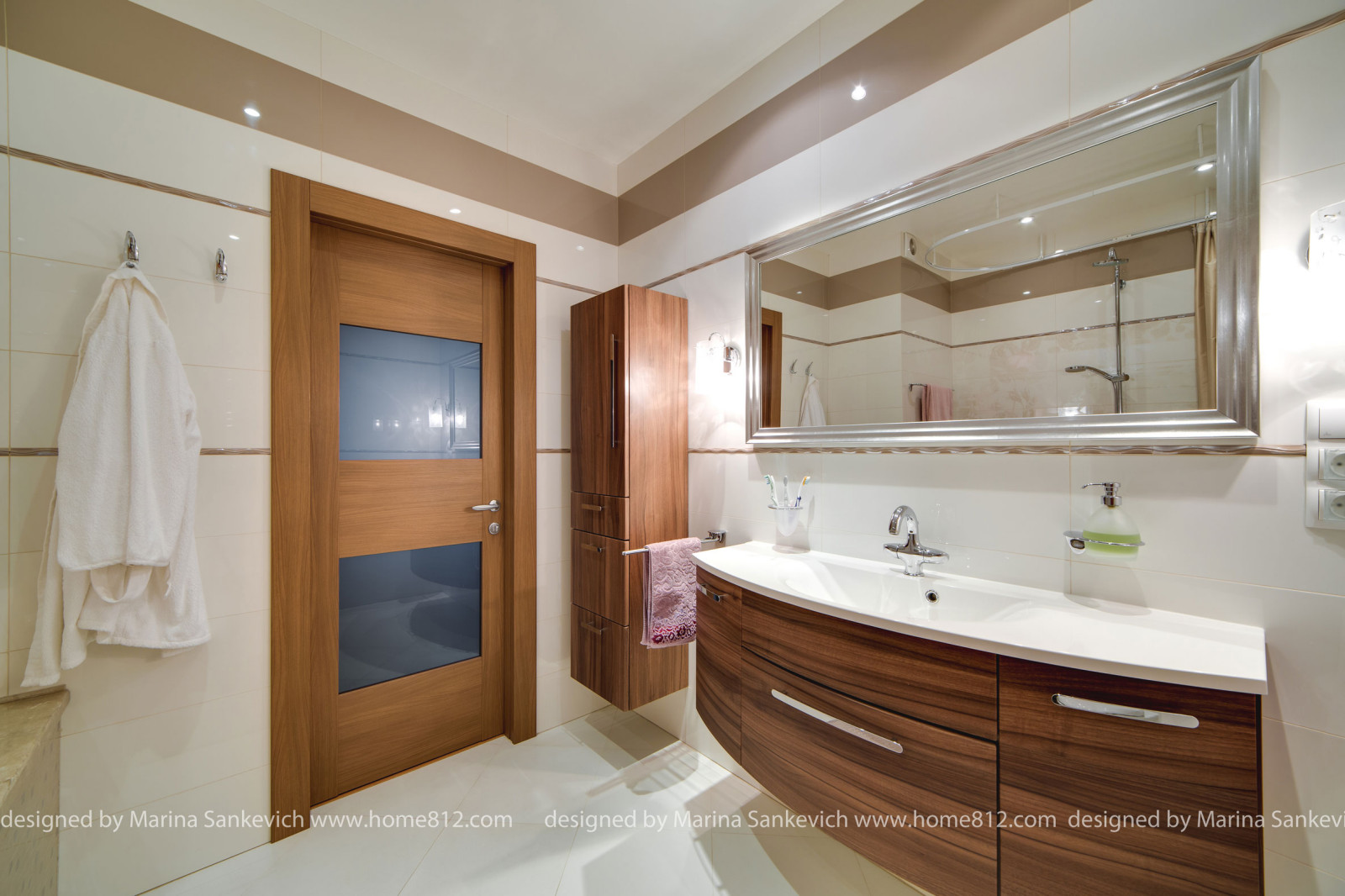 С видом на озеро