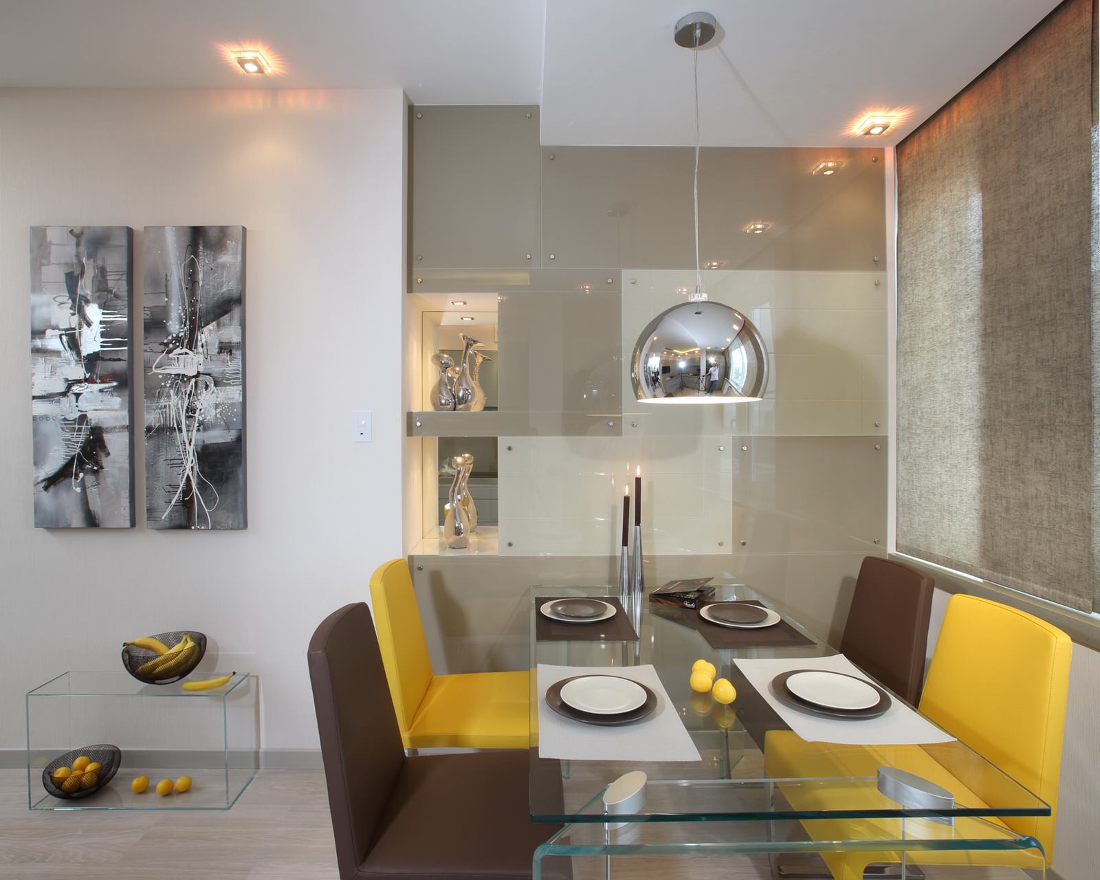 Интерьер квартиры в стиле минимализм с особенным цветовым решением