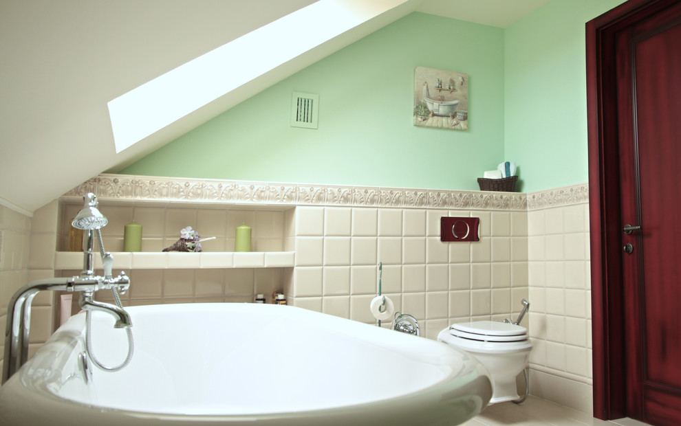 Домик у озера