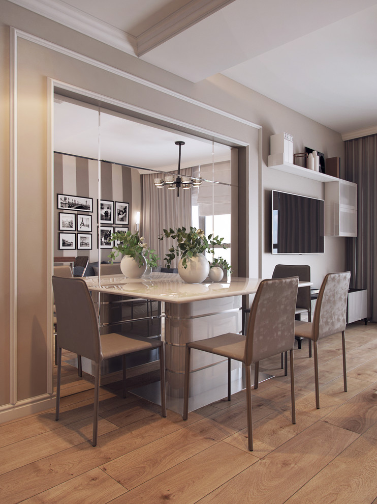 APARTMENT IN PITER
