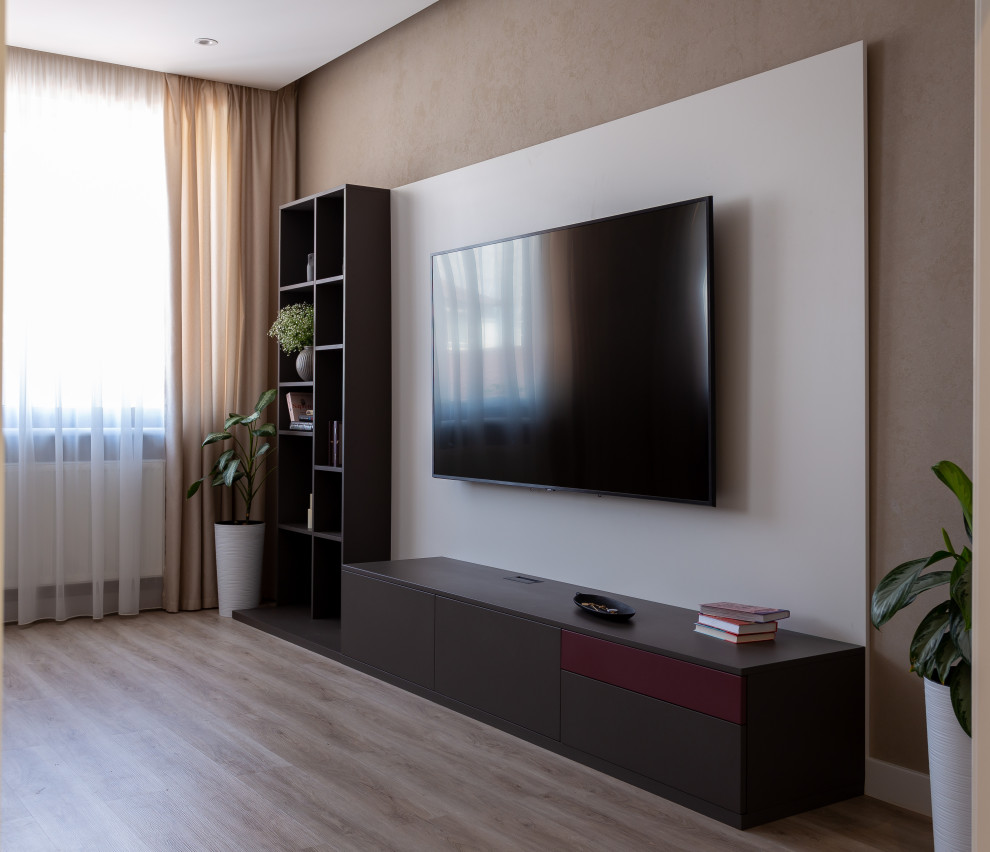 Обложка проекта: Дом в белых росах