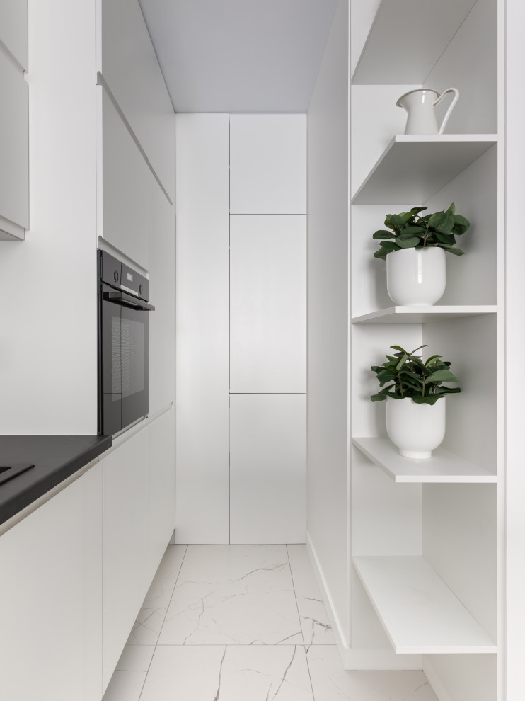 Цветовой минимализм в арендной квартире .