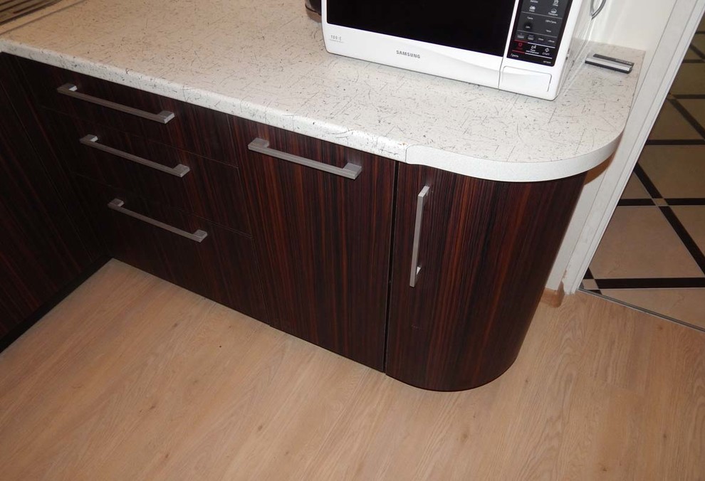 Кухни с фасадами из пластика