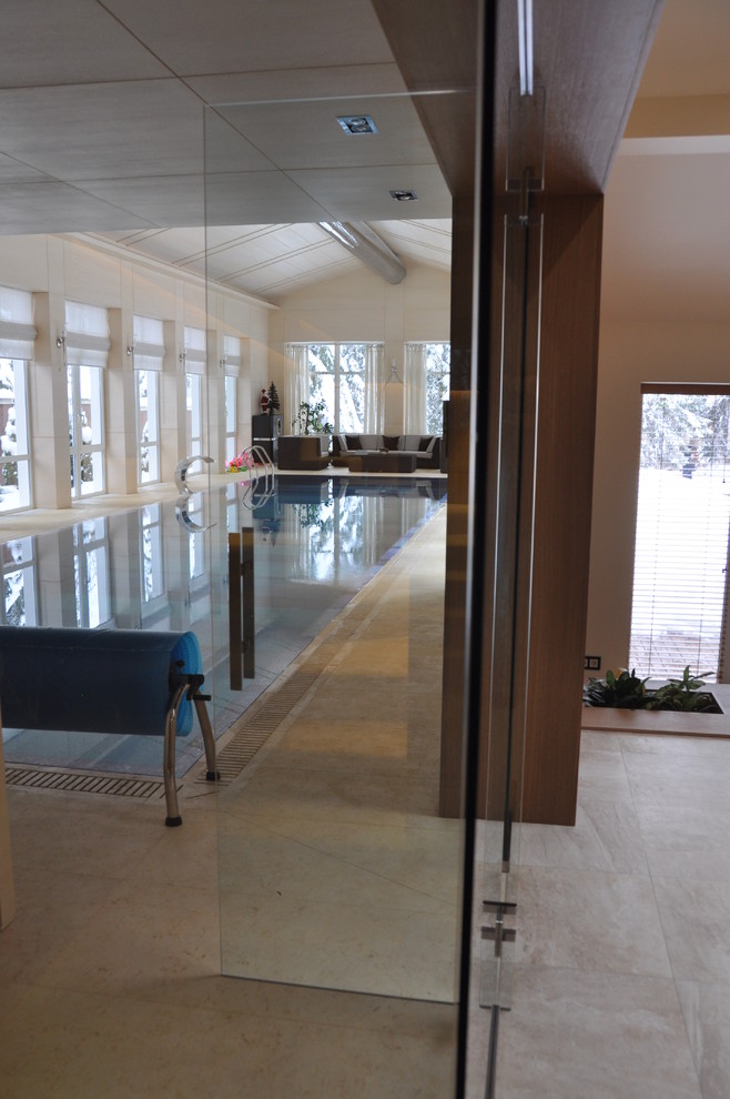 Душевые и стеклянные перегородки на фурнитуре MWE Германия