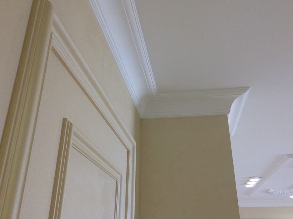 Декоративная штукатурка с эффектом шелка в частной квартире