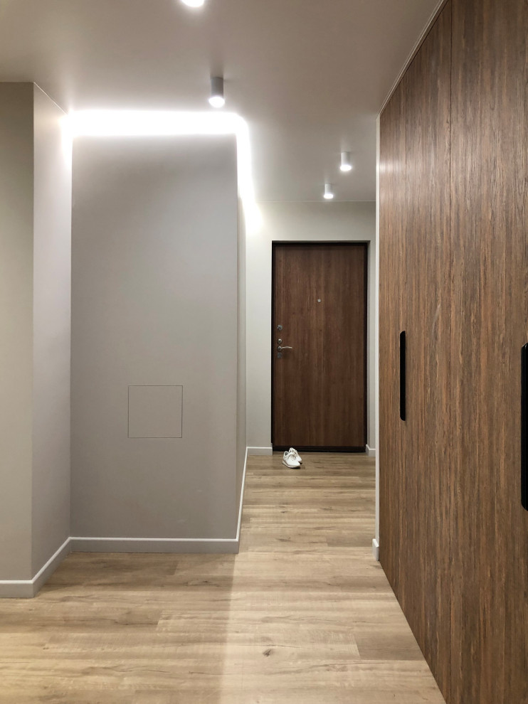 Двух комнатная квартира в г.Екатеринбург