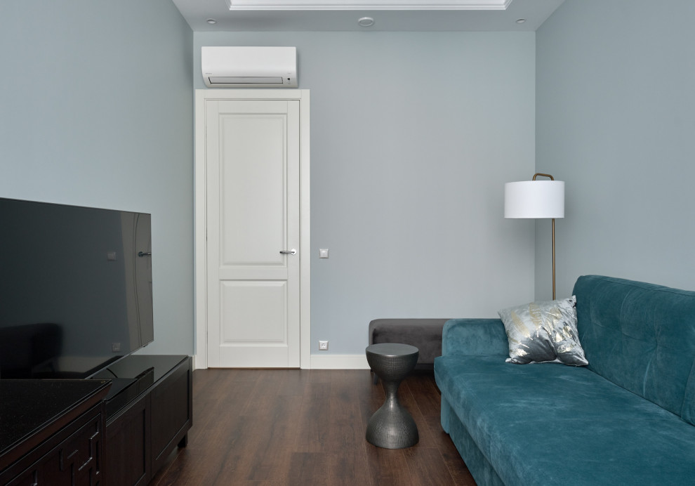 Двери Кантри в светлом интерьере