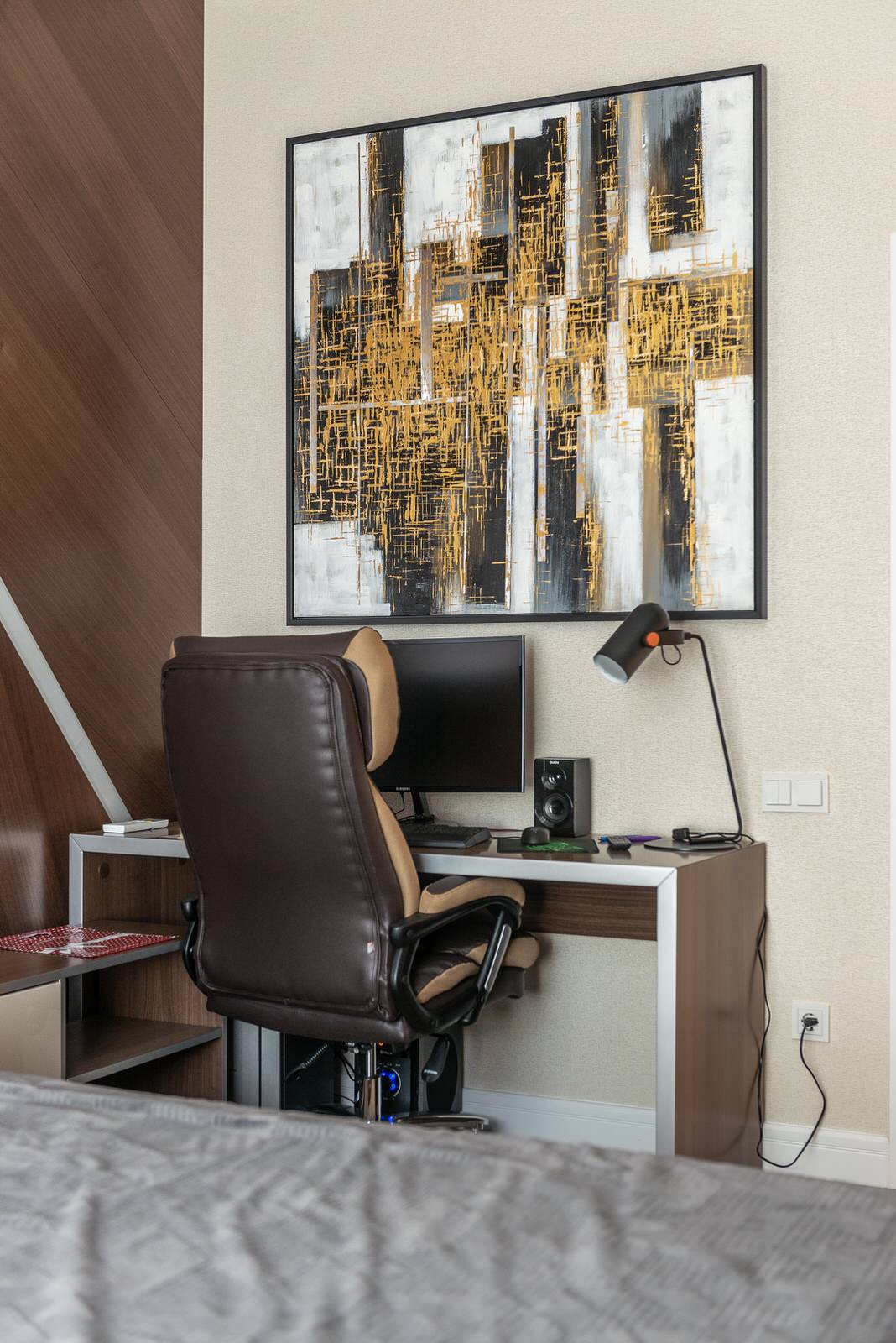 Дом с бассейном