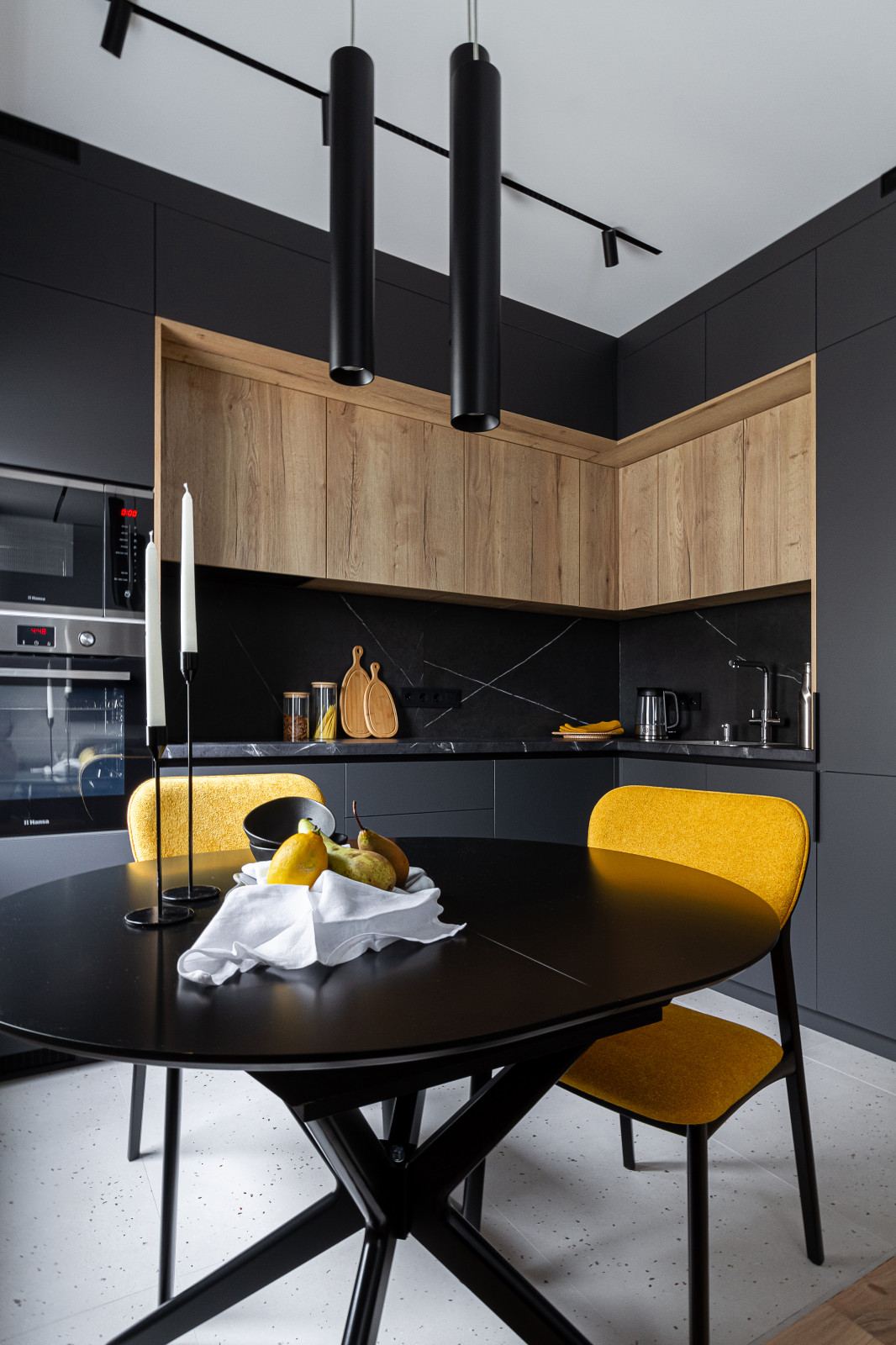 Дизайн проект для молодого человека, который предпочитает лаконичные интерьеры.