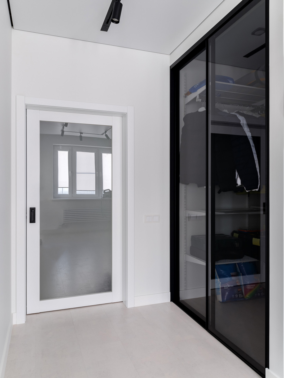 Обложка проекта: Реализация проекта трехкомнатной квартиры "ЖК на Высоте"