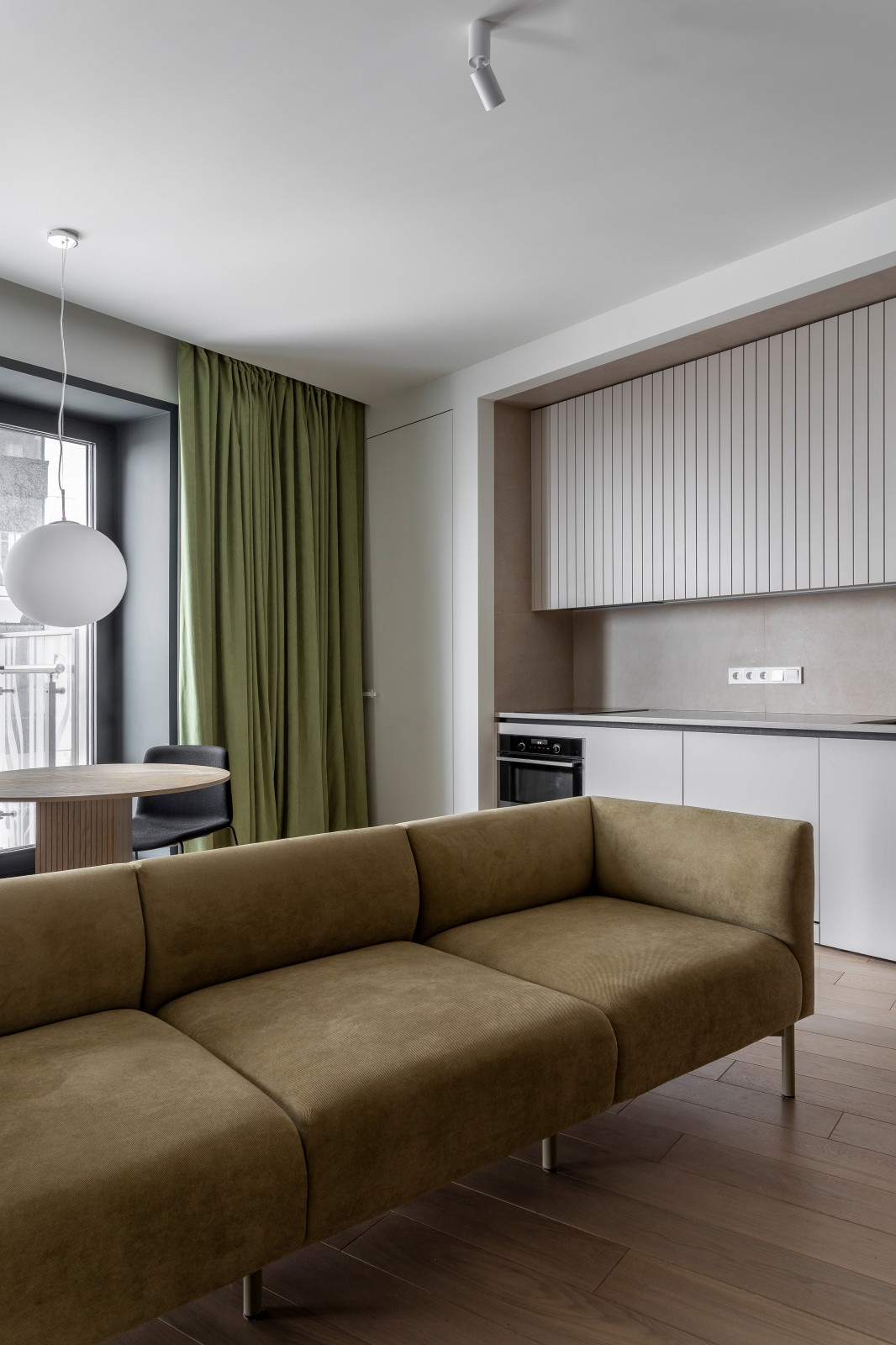 Flat for a couple of cardiologists