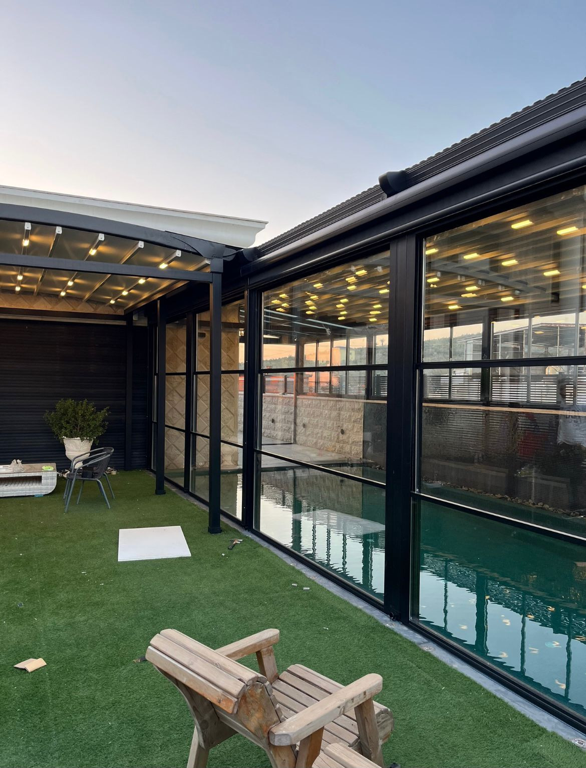 Обложка проекта: современные навесы