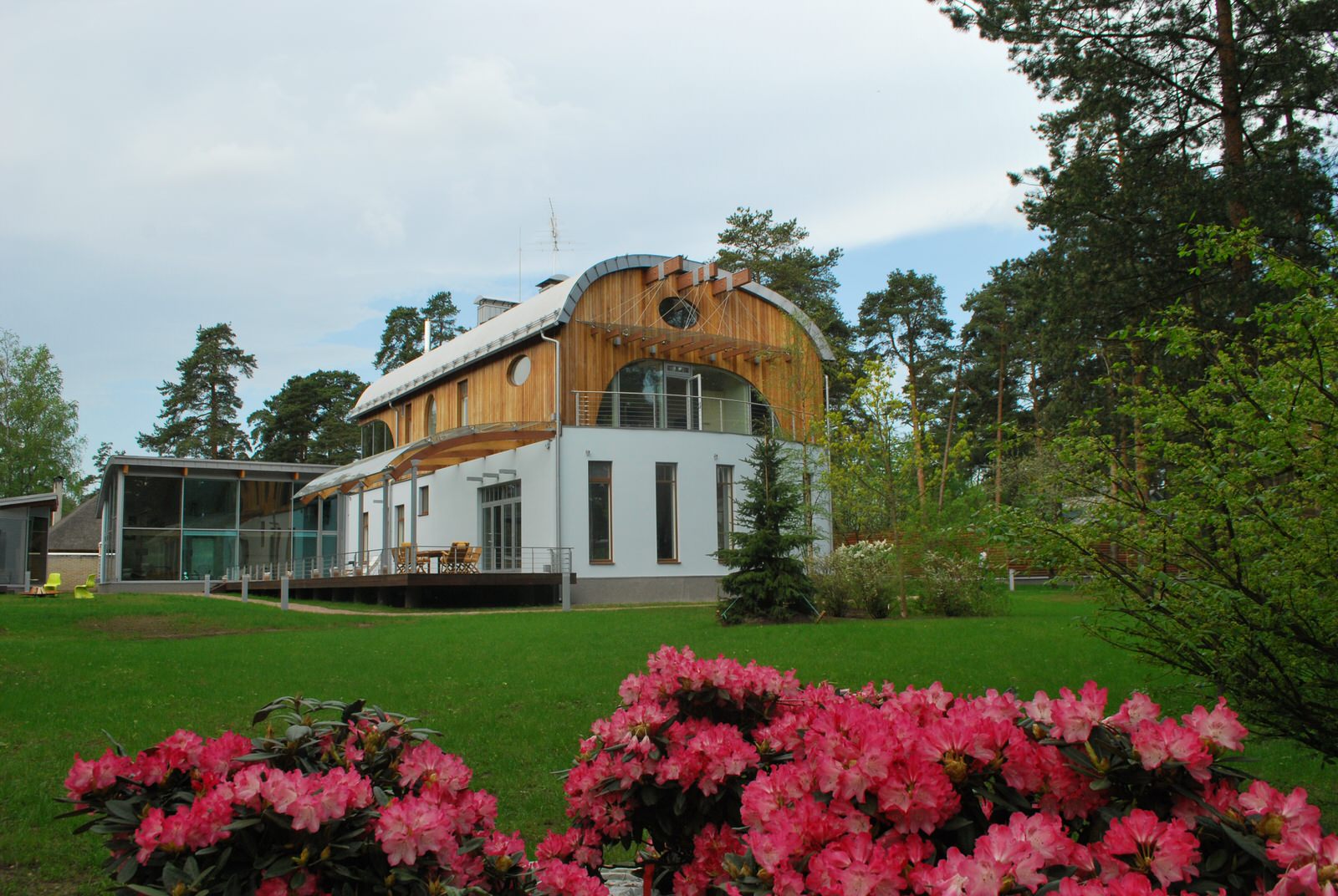 Фоновое изображение профиля Валерия Кузнецова