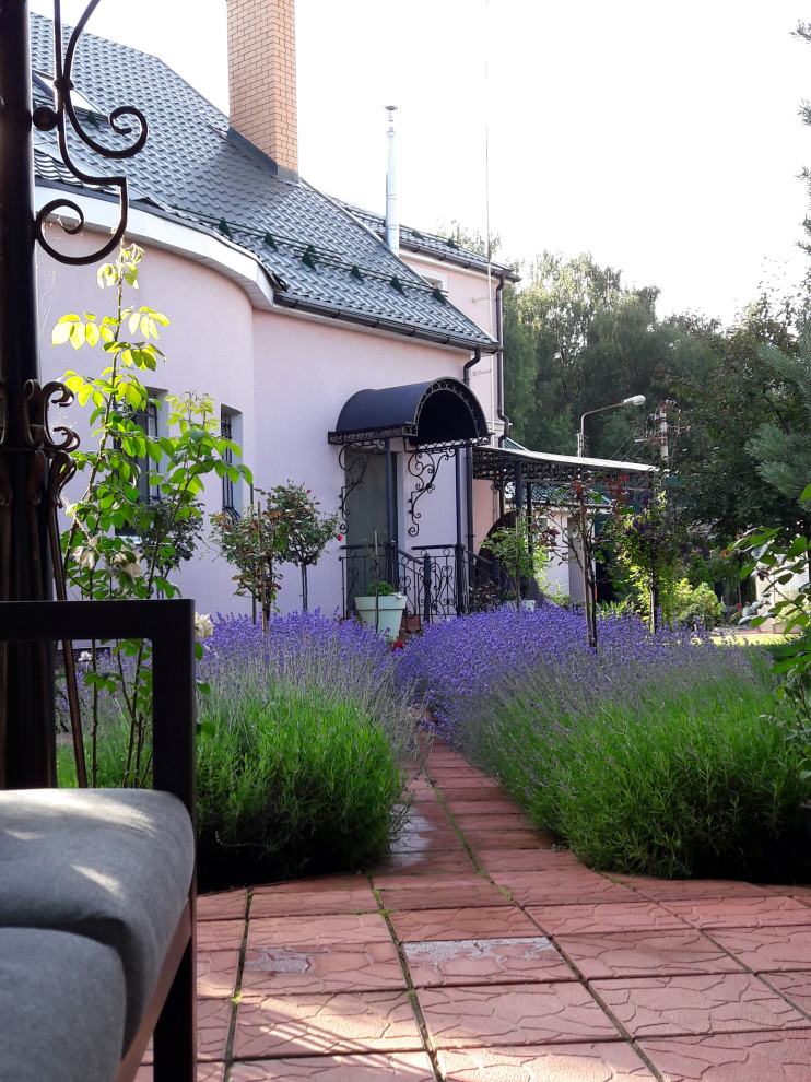 Французский садик в поселке Рыбаки Дмитровское шоссе