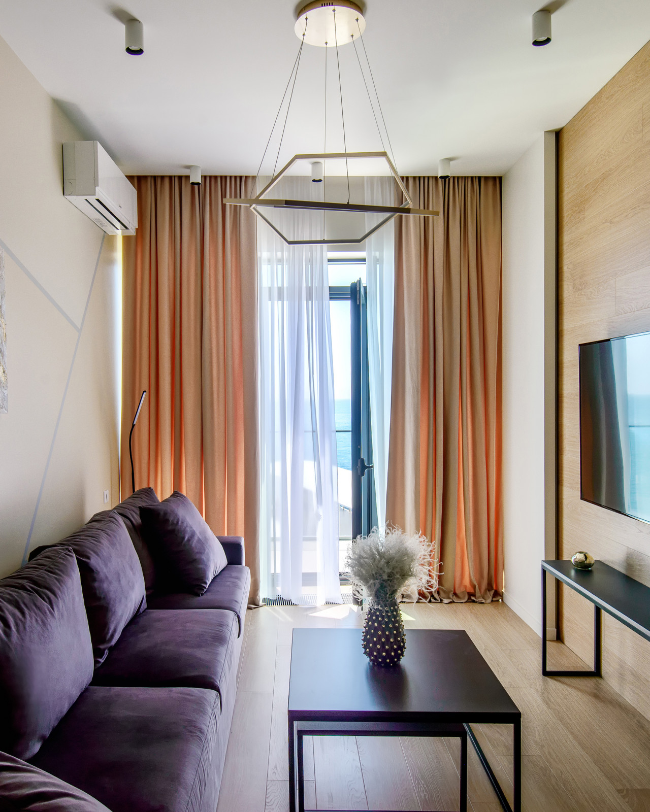 Обложка проекта: Динамика цвета