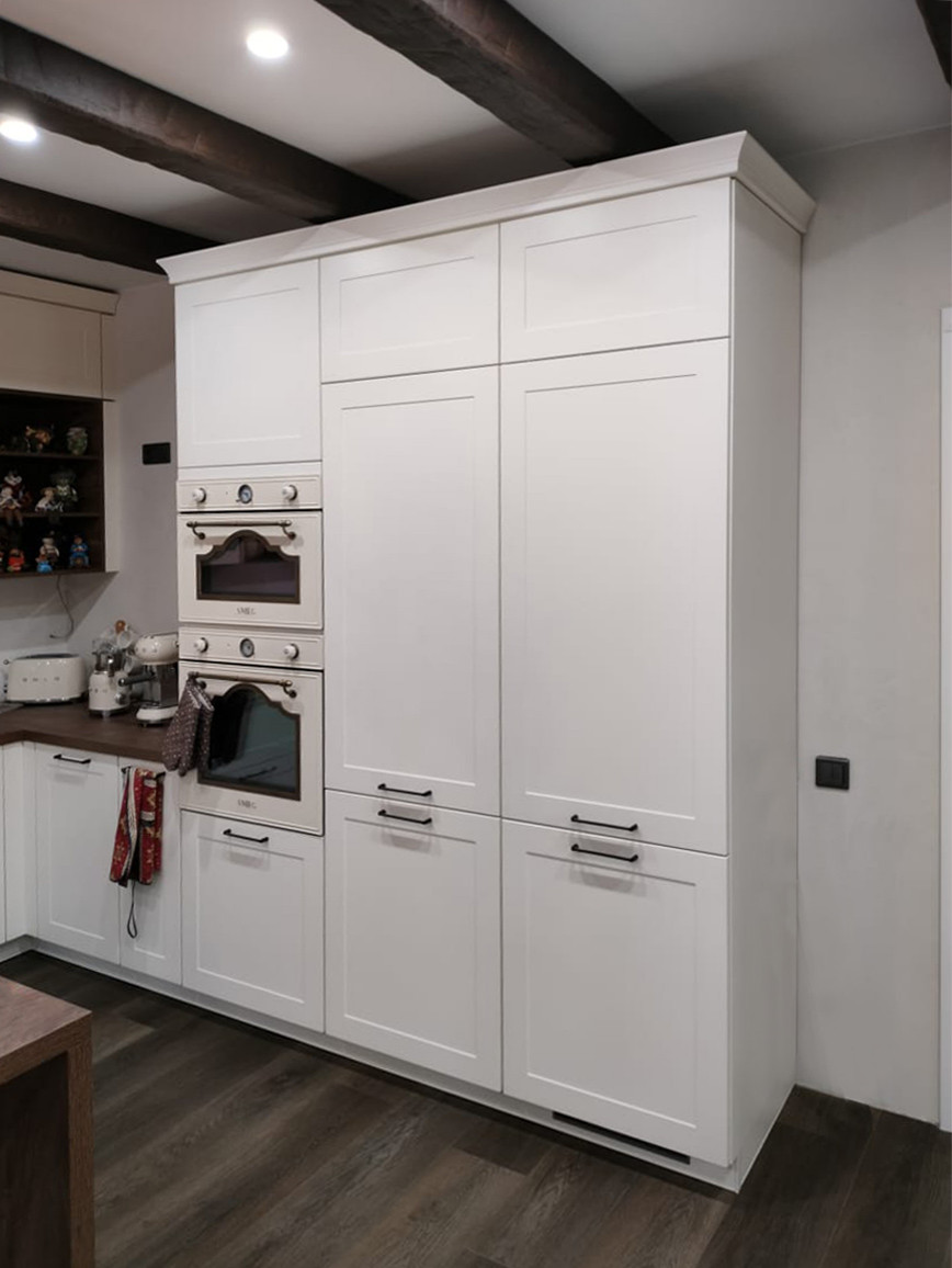 Кухня в стиле кантри неоклассика Burger