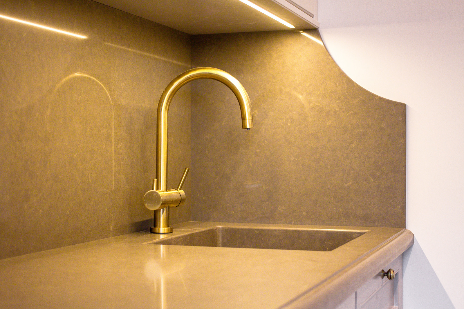 Кухня в американском стиле