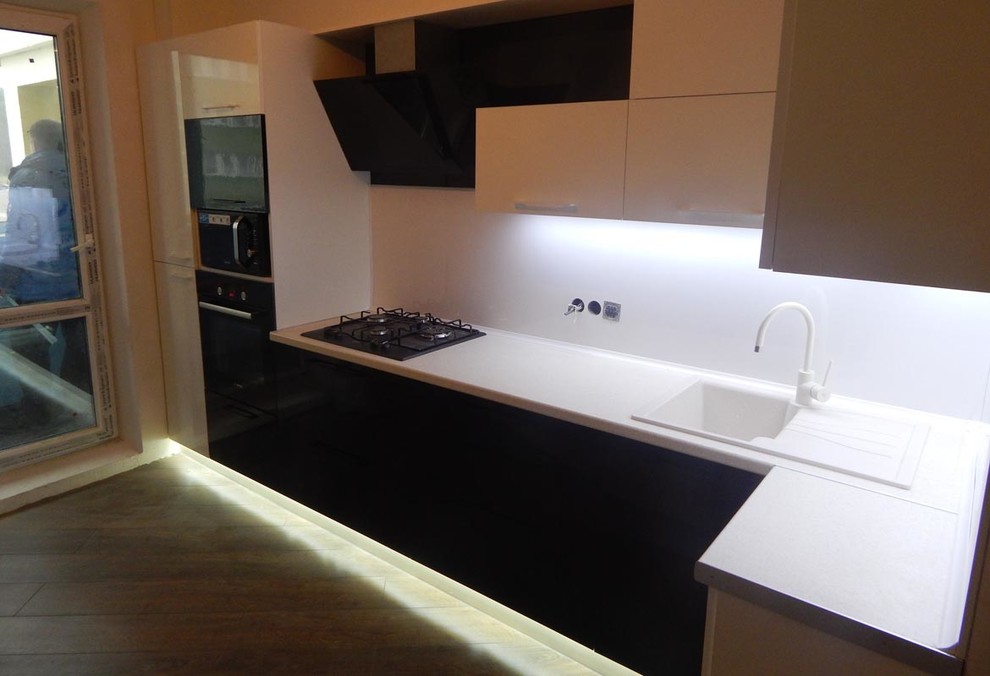 Кухни с фасадами из пластика