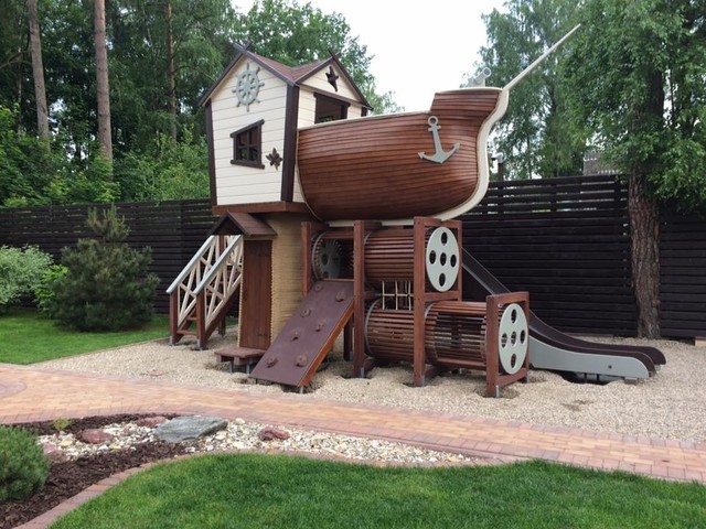 Детский игровой комплекс в г.Пушкино, мкр.Клязьма, коттеджный поселок