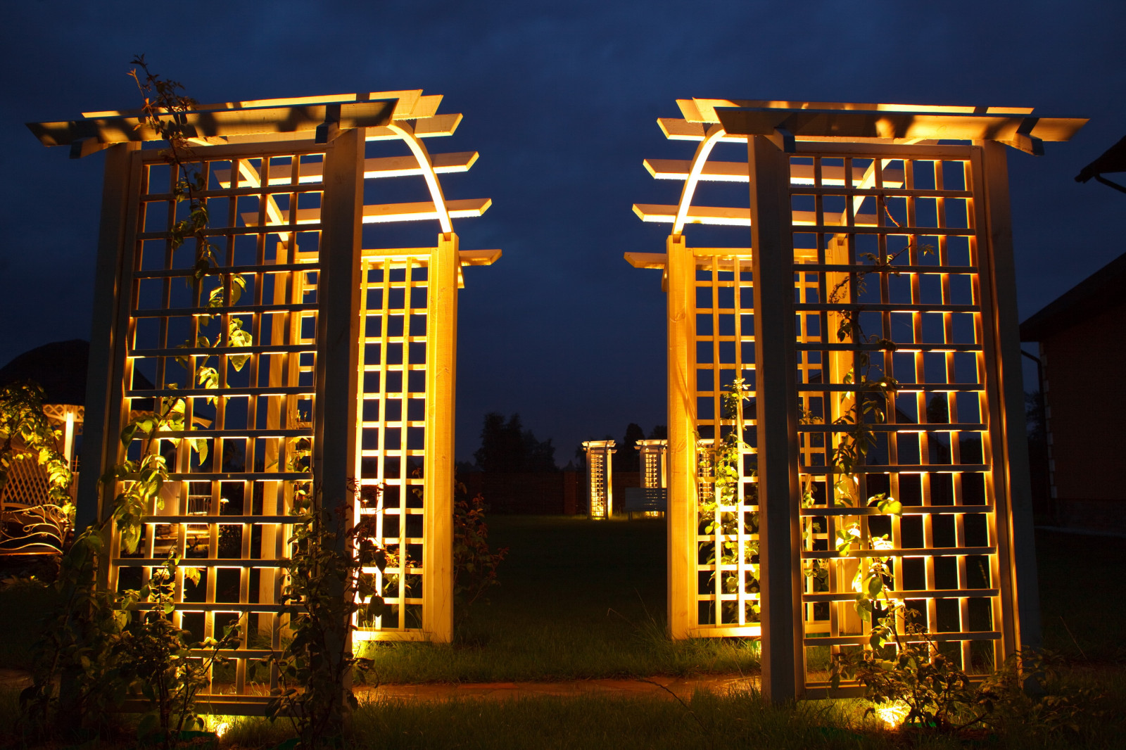 Ландшафтное освещение