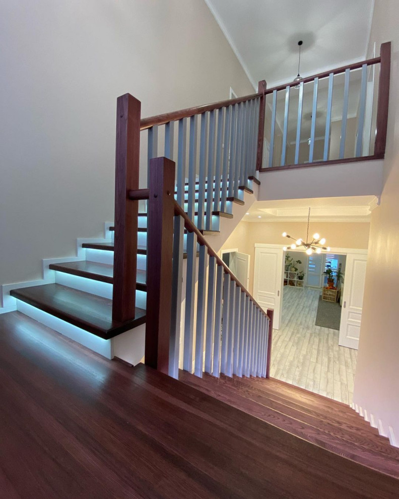 Лестница Алексея и Анны в КП Медная Подкова