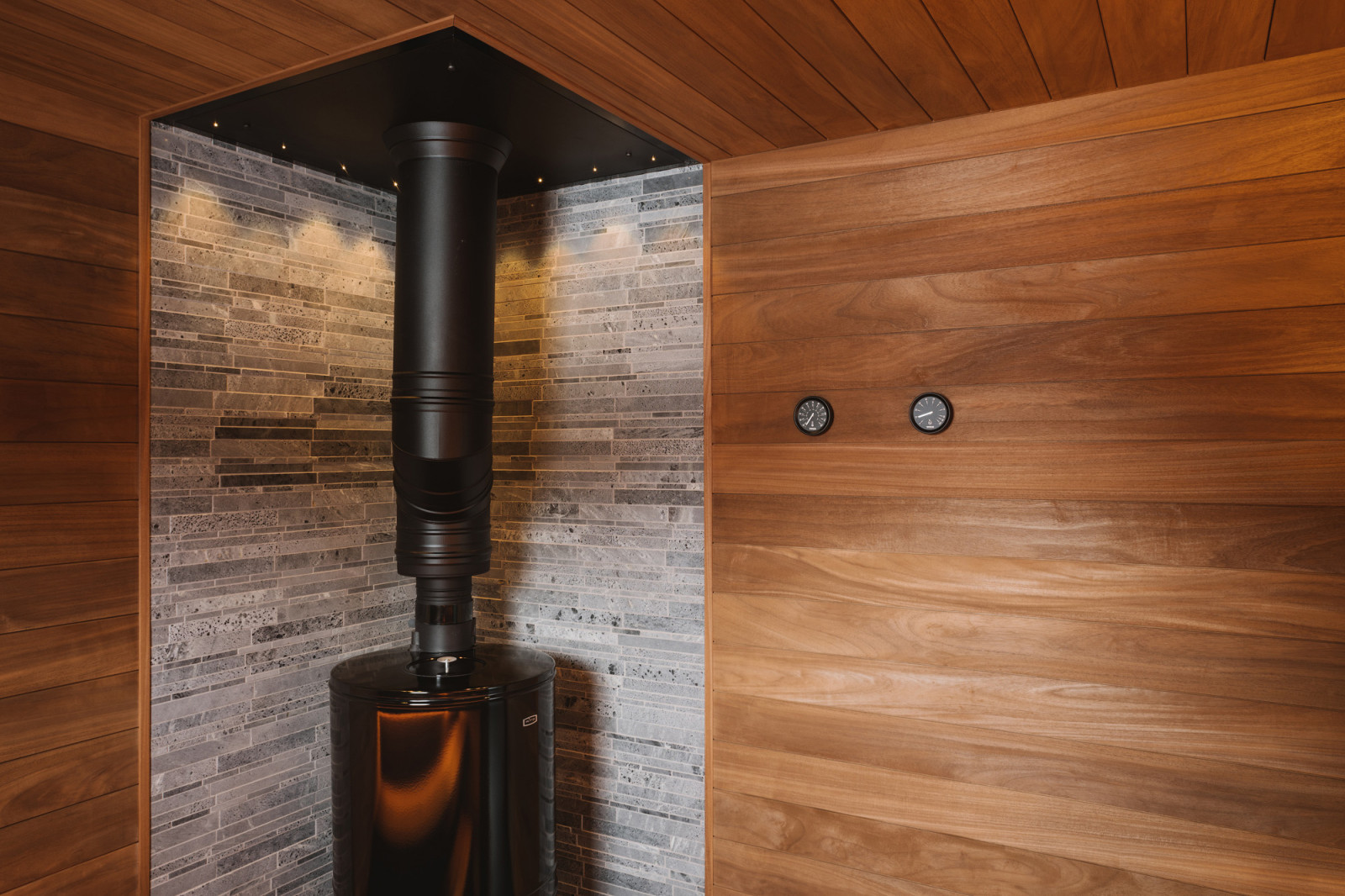 Материал за печью - натуральный камень TULIKIVI.