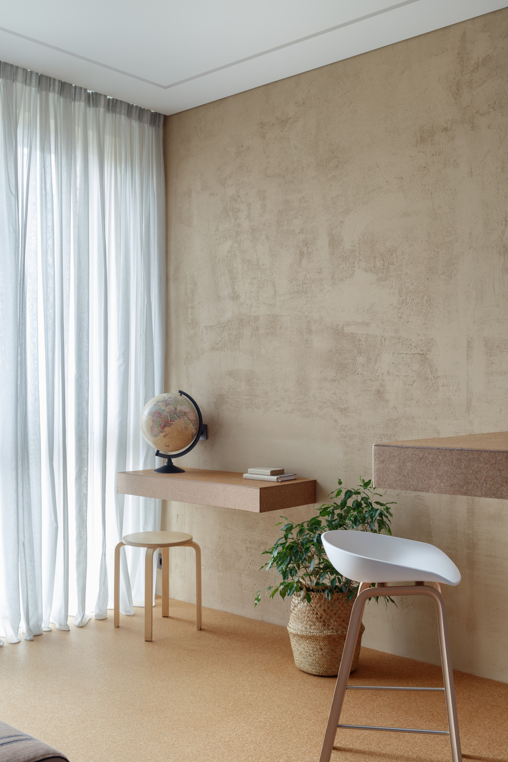 Houzz тур: Апартаменты 40 кв. м – из пробки и стеклоблоков