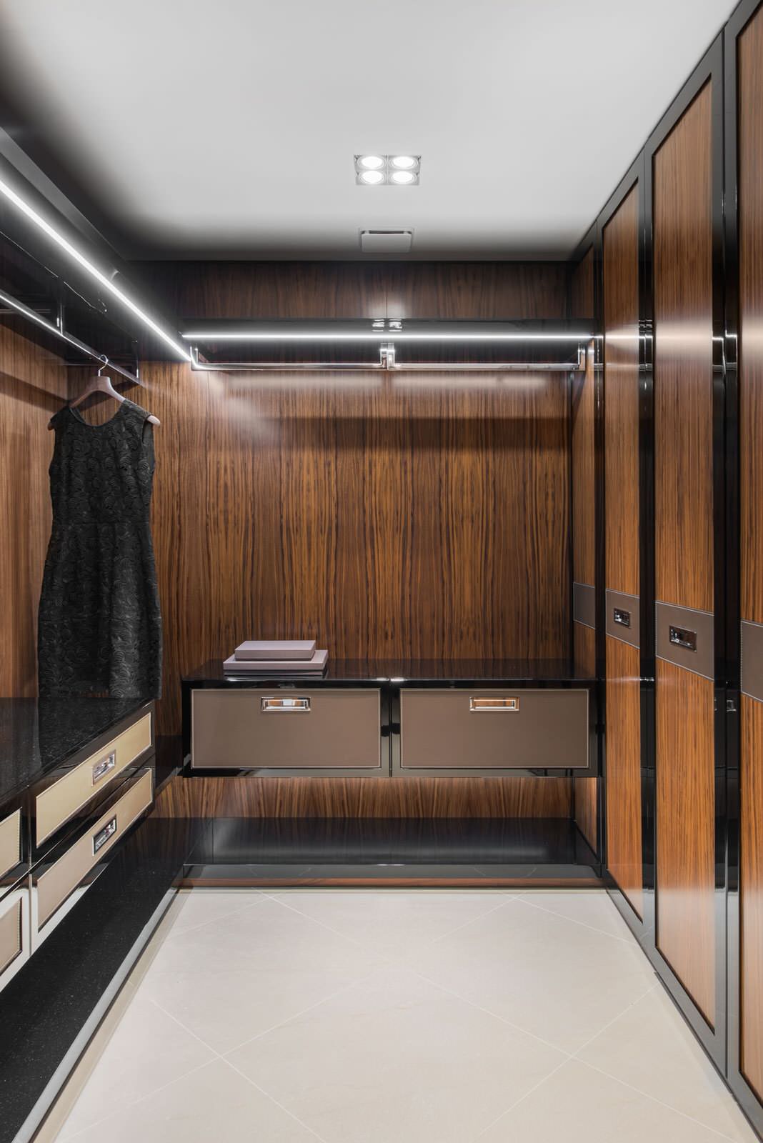 Квартира с террасой у моря