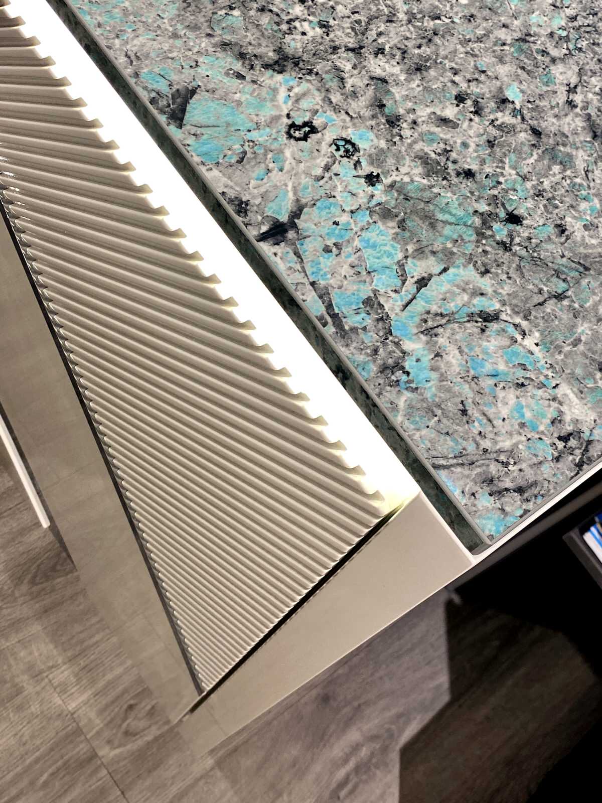 Кухня "PROFILO metallo mix"