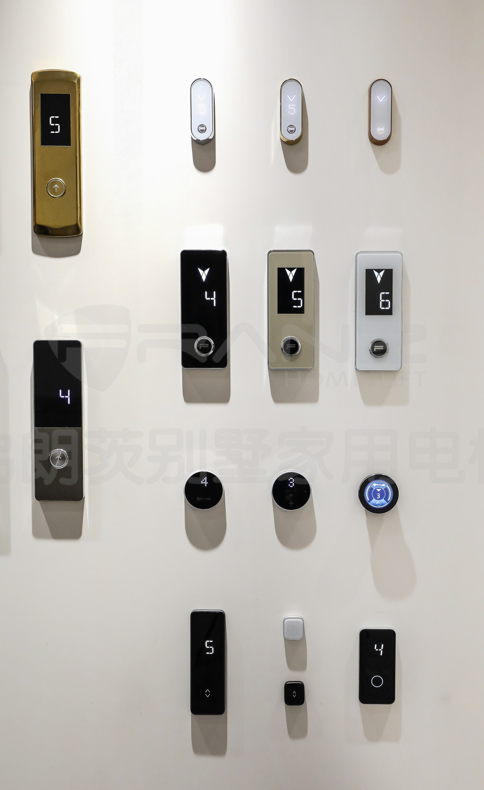 Михаил Сахаров