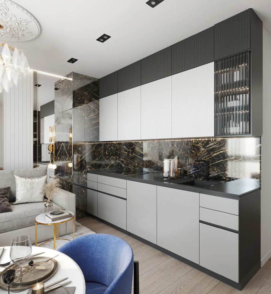 Обложка проекта: Алиса в зазеркалье